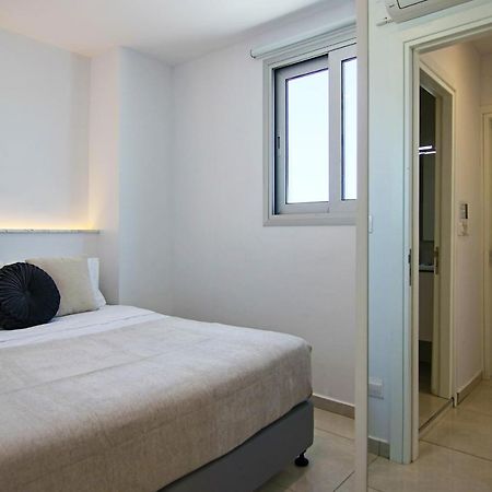 Phaedrus Living - Seaside Executive Flat Harbour 203 Leilighet Paphos Eksteriør bilde