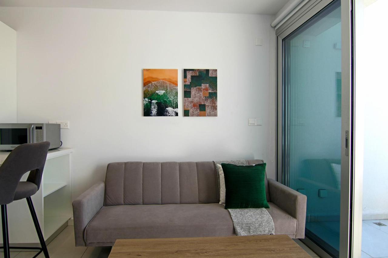 Phaedrus Living - Seaside Executive Flat Harbour 203 Leilighet Paphos Eksteriør bilde